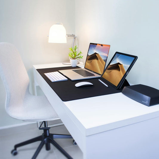 The Ultimate Guide to Choosing IT Accessories for Your Desk Setup